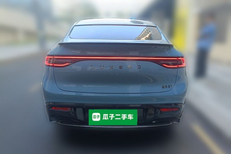 Used Hima Luxeed R7 2025 Range-Extended Version 251 km Max Rear