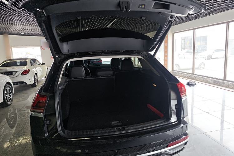 Used Volkswagen Teramont X 2020 Facelifted 330TSI Two-Wheel-Drive Luxury Edition Trunk