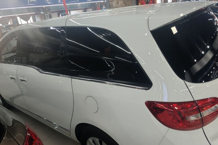 Used Buick GL8 2018 28T Luxury Model China VI Standard
