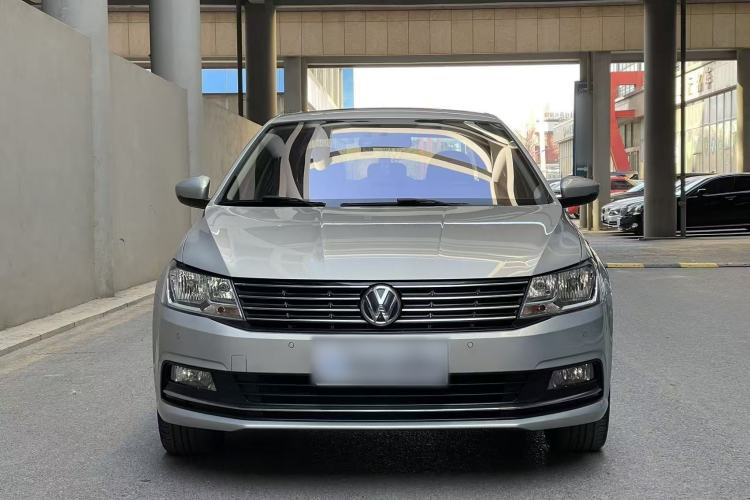 Used Volkswagen Lavida 2015 230TSI DSG Comfort Edition
