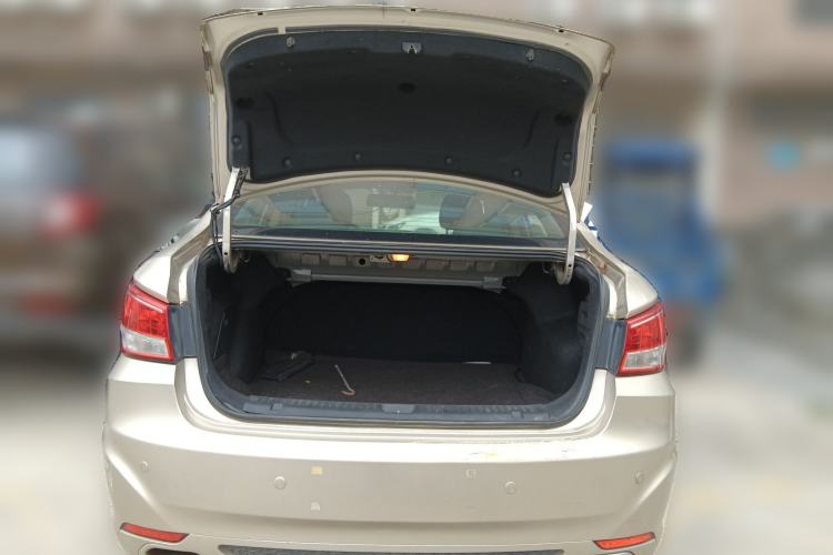 Used Haima Fumei 2015 1.6L Automatic Prestige Model Trunk