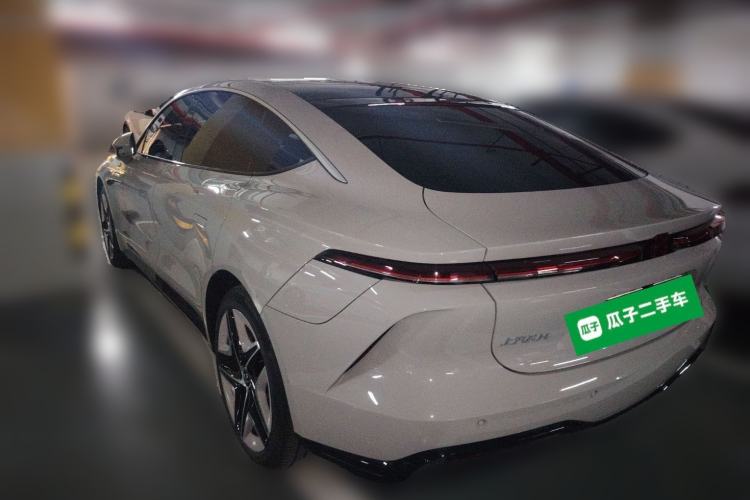 Used Rising R7 2023 Rear-Drive Screen King Edition