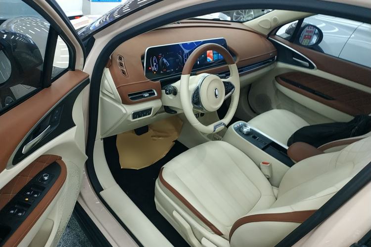 Used ORA Good Cat 2021 400km Standard Range Venus Edition Lithium Iron Phosphate Left Front Seat