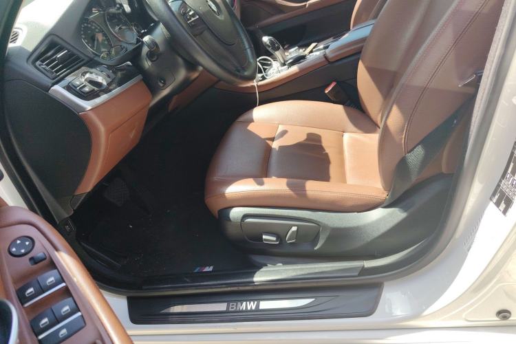 Used BMW 5 Series 2014 520i Elegant Edition Driver Seat