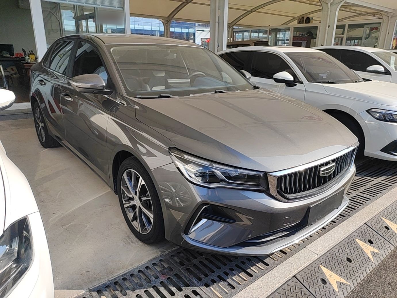 Geely Auto Emgrand 2022 4th Generation 1.5L CVT Flagship Model — снимка 3
