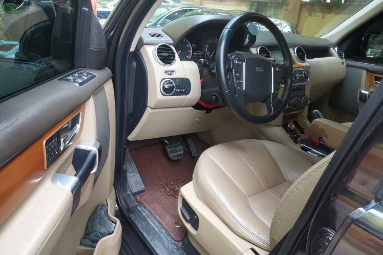 Used Land Rover Discovery 2010 4.0 V6 HSE Gasoline Model
