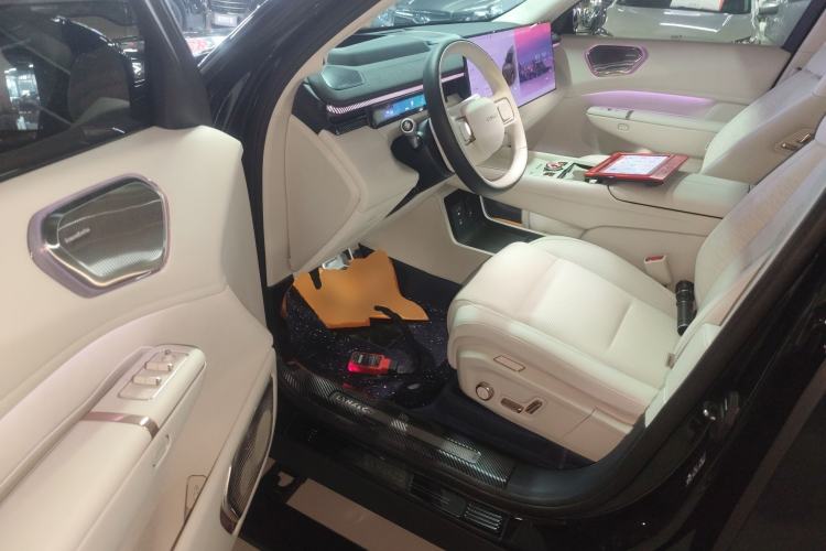 Used Lynk & Co 900 2025 2.0T Ultra