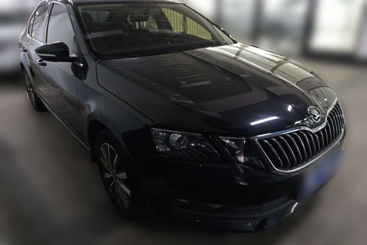 Used Skoda Octavia 2022 1.5L Automatic Comfort Edition Front Right 45 Deg