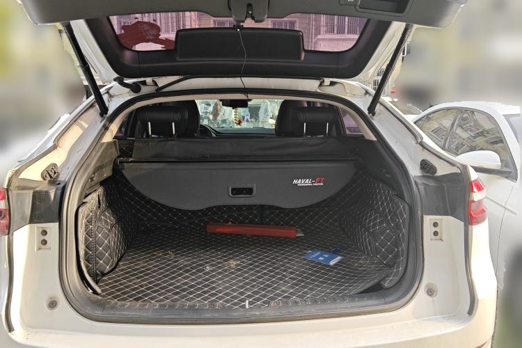 Used Haval F7x 2021 2.0T Two-Wheel Drive Smart & Trendy Edition
