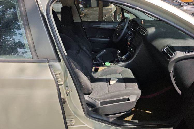 Used Citroen C4 Sega 2016 1.6L Manual Comfort Model Right Front Seat
