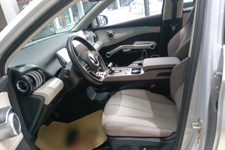 Used BYD Yuan PLUS 2024 Honor Edition 430KM Beyond Model
