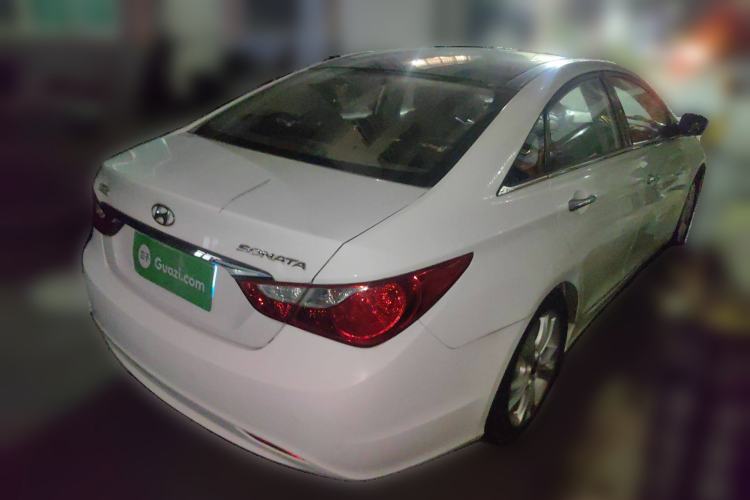 Used Hyundai Sonata 2011 2.0L Automatic Luxury Edition
