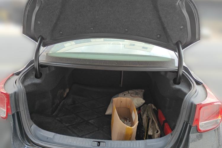 Used Chevrolet Malibu 2012 2.0L Automatic Luxury Edition Trunk