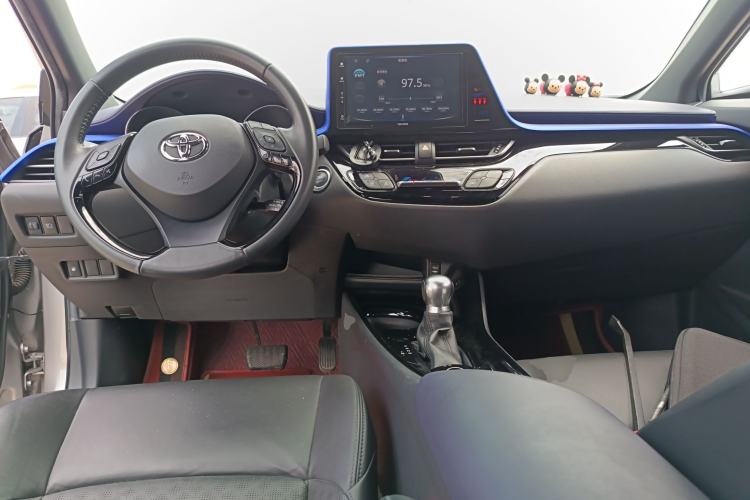 Used Toyota IZOA 2018 2.0L Yichi Version China VI Standard