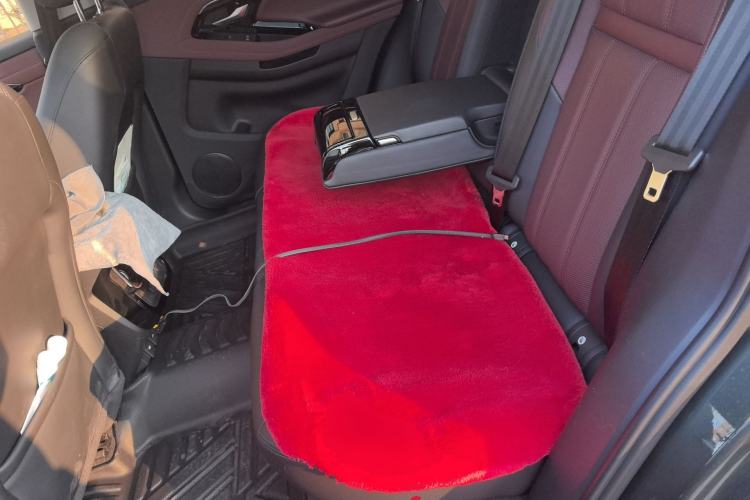 Used Land Rover Range Evoque 2022 Facelifted Aurora L 249 PS R-Dynamic Luxury Edition Left Rear Seat