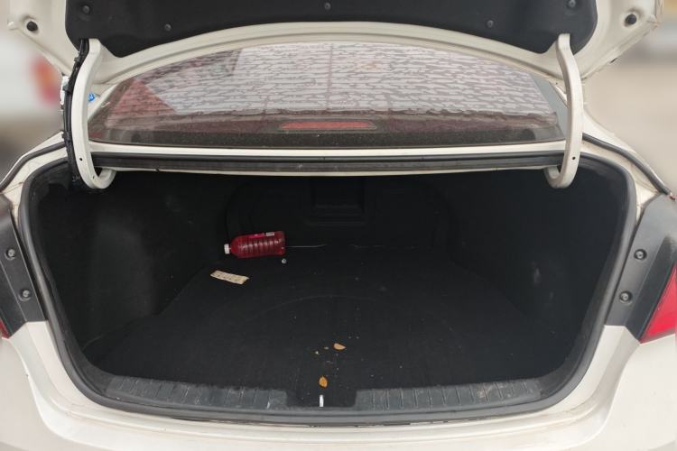 Used Hyundai Mistra 2014 1.8L Automatic Smart GLS Trunk