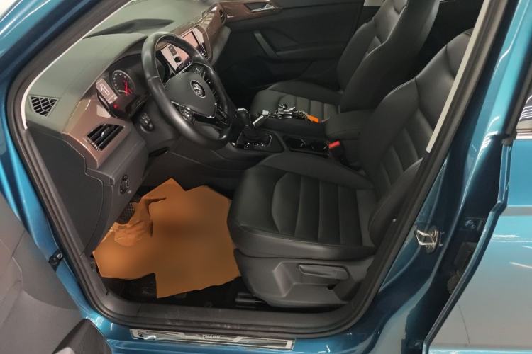 Used Volkswagen Tharu 2019 330TSI Four-Wheel Drive Luxury Edition China VI Standard
