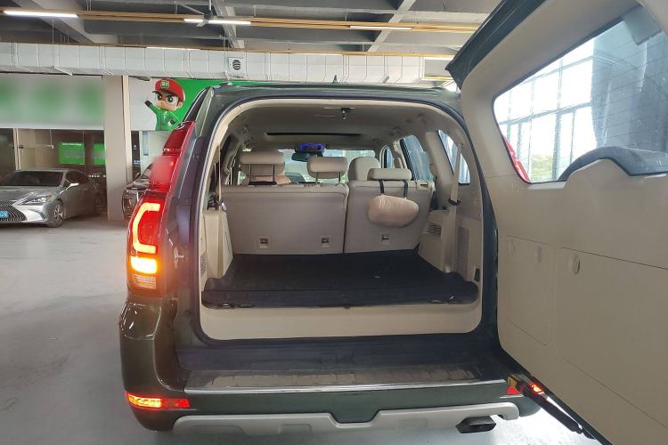 Used Haval H9 2015 2.0T Four-Wheel Drive Ultra-Luxury 7-Seater