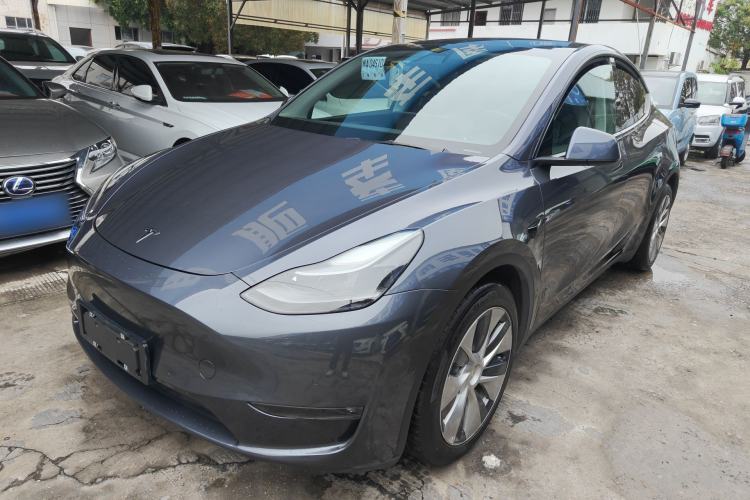 Used Tesla Model Y 2021 Long-Range All-Wheel-Drive Version