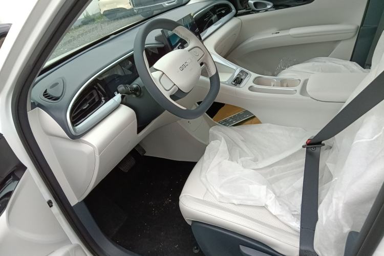 Used Geely Galaxy Geome 2026 Model 310km Youth Edition Left Front Seat