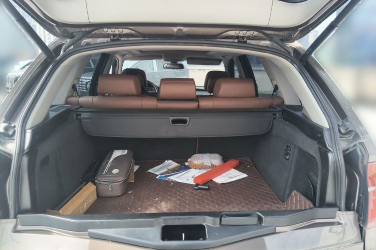 Used BMW X5 2013 xDrive35i Leading Model Trunk