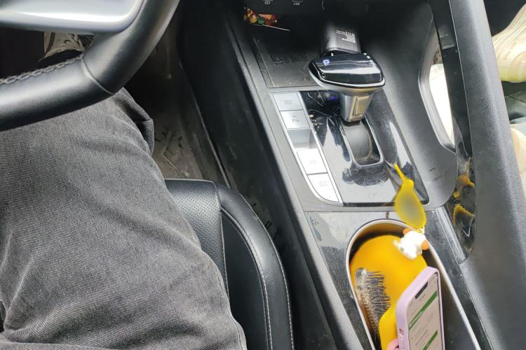 Used Hyundai Elantra 2022 1.5L CVT LUX Prestige Edition
