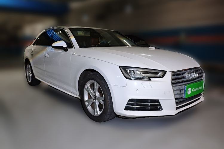 Used Audi A4L 2018 30th Anniversary Edition 40 TFSI Trendy Model
