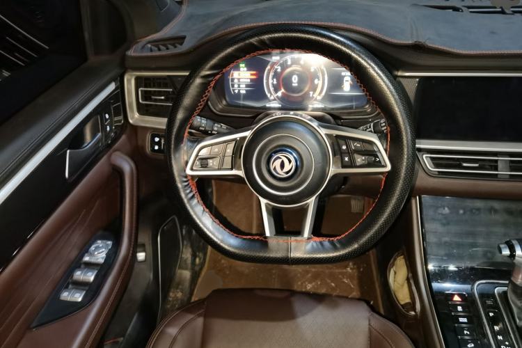 Used Dongfeng Fengon ix7 2020 2.0 TGDI Automatic All-Wheel-Drive ZhenTu Edition
