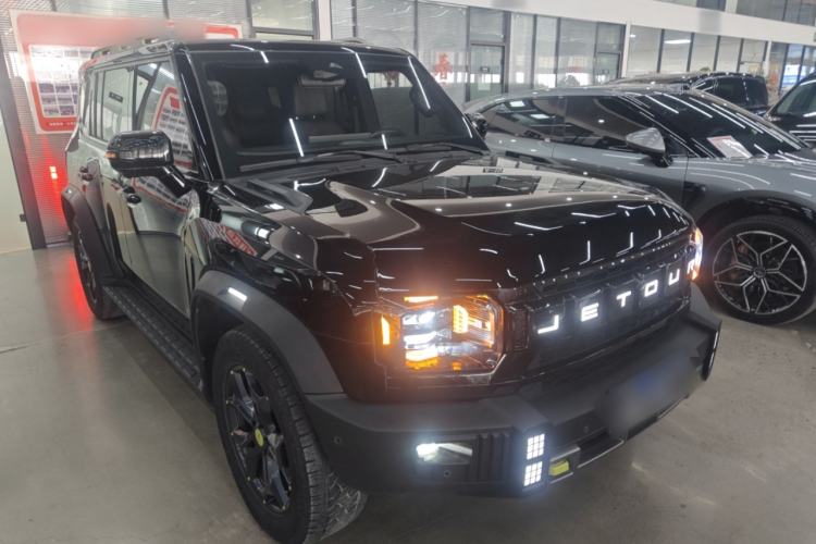 Used JETOUR Traveler 2023 2.0T All-Wheel Drive CrossPRO+
