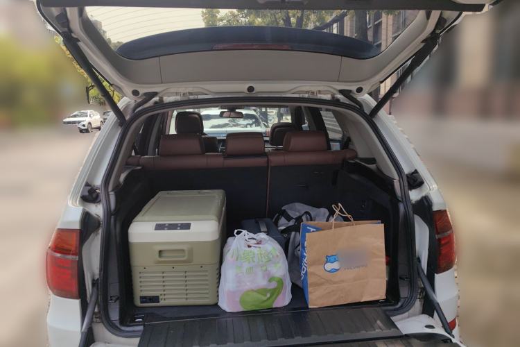 Used BMW X5 2011 xDrive35i Leading Model Trunk