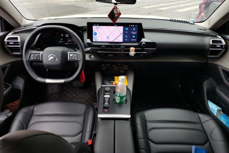 Used Citroen C5 X 2023 1.6T Extraordinary Power Center Console