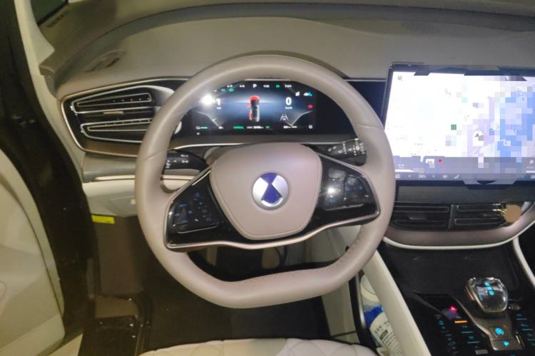 Used Denza D9 2022 DM-i 970 Four-Wheel Drive Flagship Model
