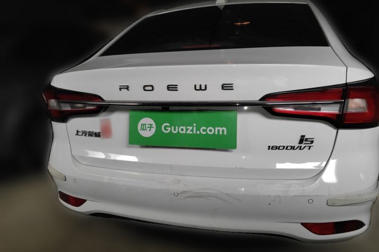 Used Roewe i5 2020 1.5L Automatic 4G Connect Luxury Flagship Edition
