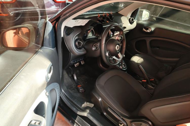 Used smart fortwo 2018 1.0L 52kW Hardtop Passion Edition China V Standard