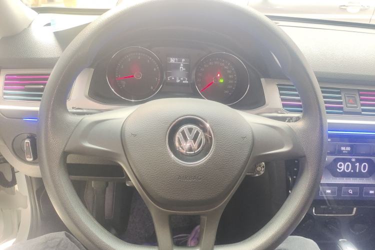 Used Volkswagen C-TREK 2018 1.5L Automatic Fashion Model