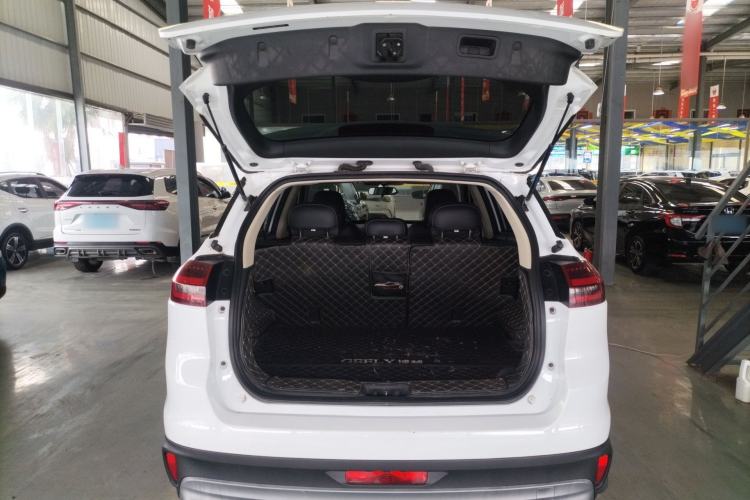 Used Geely Auto Emgrand X7 Sport 2021 Million Edition 1.8TD DCT Two-Wheel Drive Comfort Model Trunk