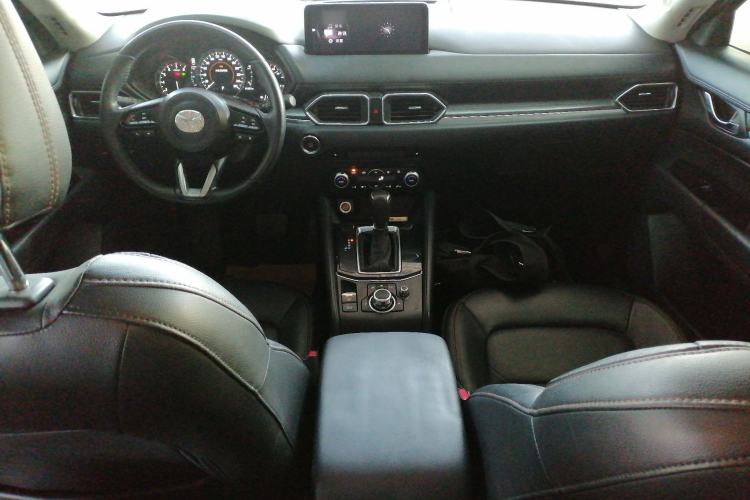 Used Mazda CX-5 2022 2.0L Automatic Two-Wheel Drive Zhiya Version Center Console