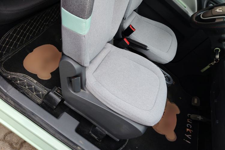 Used Wuling Hongguang MINIEV 2022 Macaron Premium Model – Lithium Iron Phosphate Right Front Seat