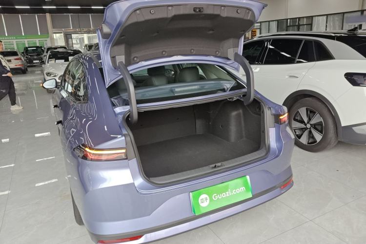 Used Nissan N6 2026 Model 180 Max Trunk