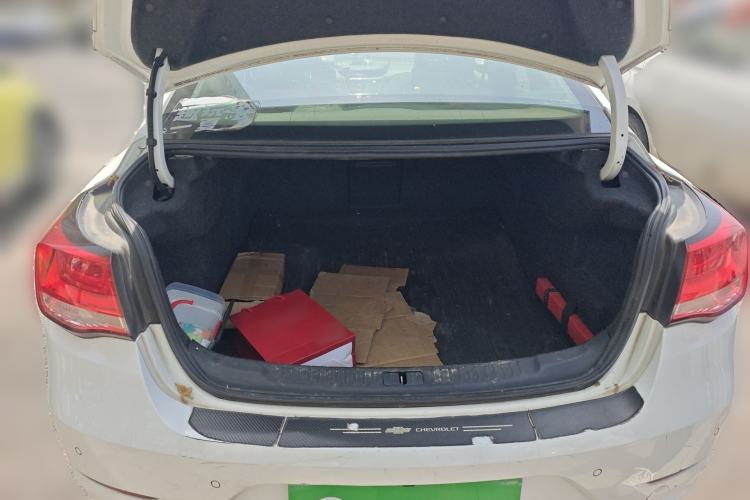 Used Chevrolet Malibu 2017 1.5T Automatic Luxury Edition Trunk