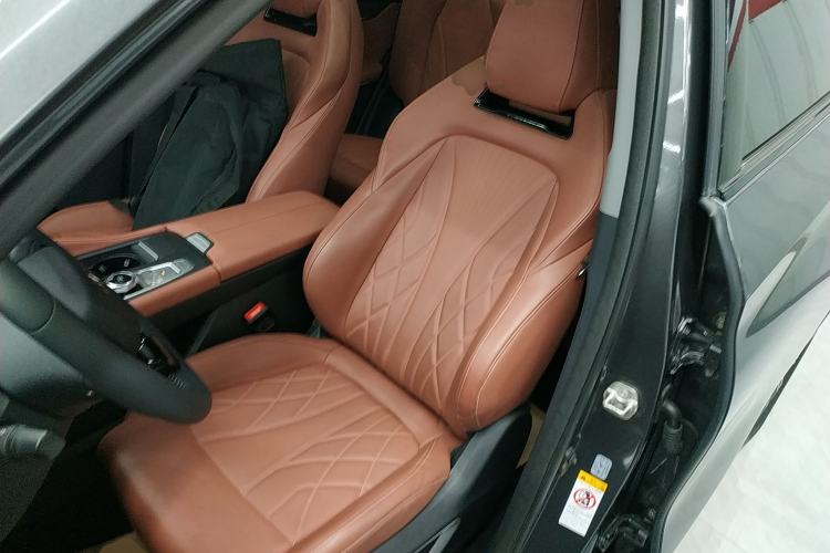 Used Changan CS75 PLUS 2024 3rd Generation Champion Edition 1.5T Intelligent Drive Dynamic Model
