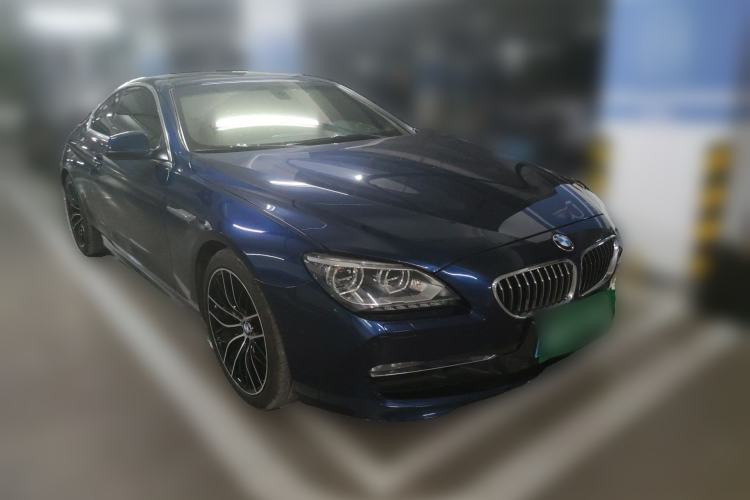 Used BMW 6 Series 2012 640i two-door coupe Front Right 45 Deg