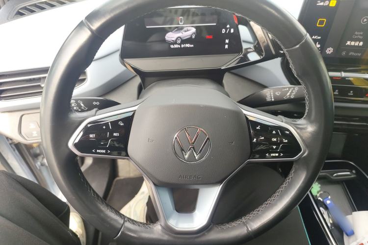 Used Volkswagen ID.4 X 2022 Pure Long-Range Version Steering Wheel