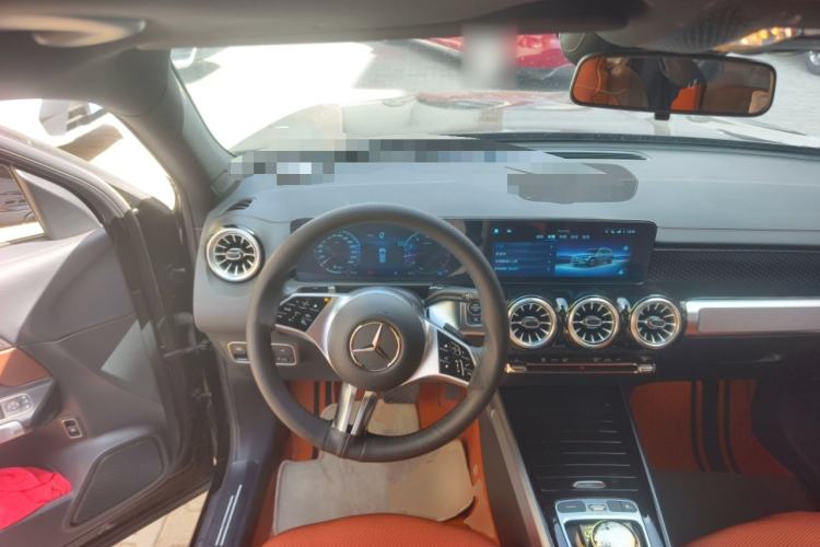 Used Mercedes-Benz GLB 2024 Refresh GLB 220 Dynamic Edition Steering Wheel