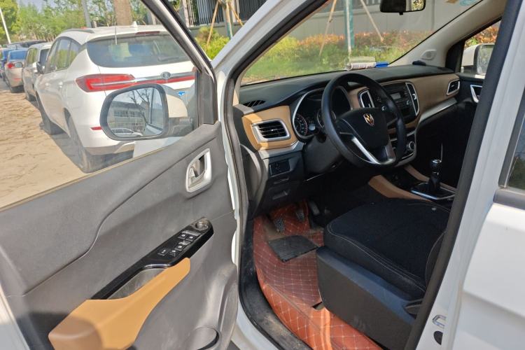 Used Jinbei F50 2017 1.6L Manual Economy Model
