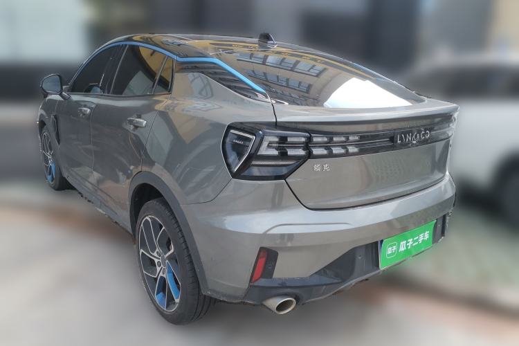 Used Lynk & Co 05 2020 2.0TD Two-Wheel Drive Shine Halo Rear Left 45 Deg