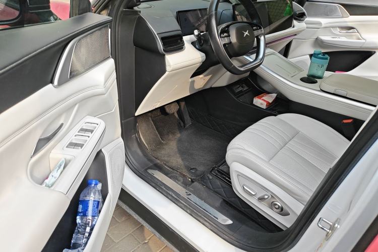 Used XPeng G9 2024 570 Max Driver Seat