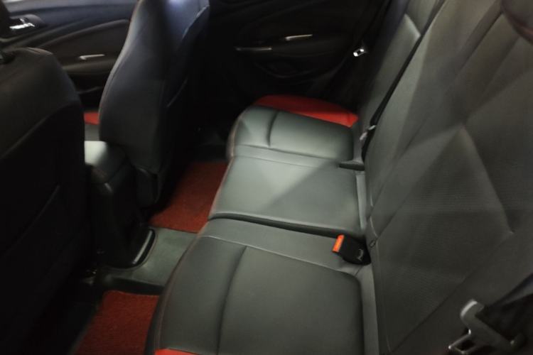 Used CHANGAN CS15 2016 1.5L Manual Fashion Edition