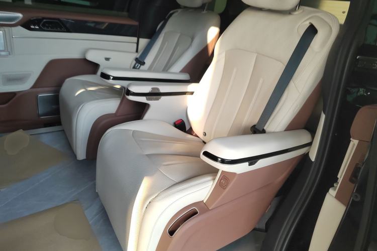 Used BYD Xia 2025 DM-i 1.5T 180km Excellence Model
