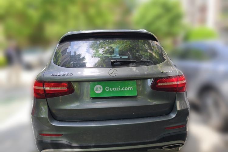 Used Mercedes-Benz GLC 2018 GLC 260 4MATIC Luxury Model
